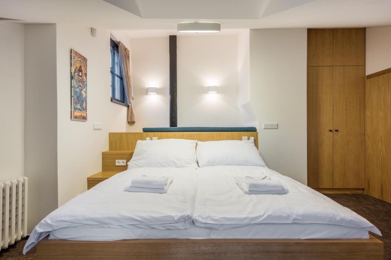 Fancy Apartments By Prague Castle Экстерьер фото