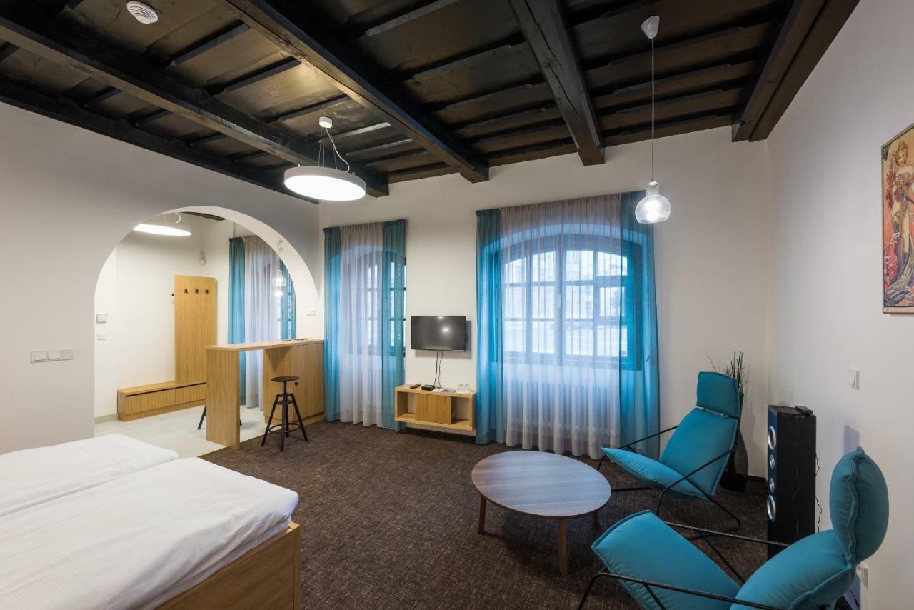 Fancy Apartments By Prague Castle Экстерьер фото